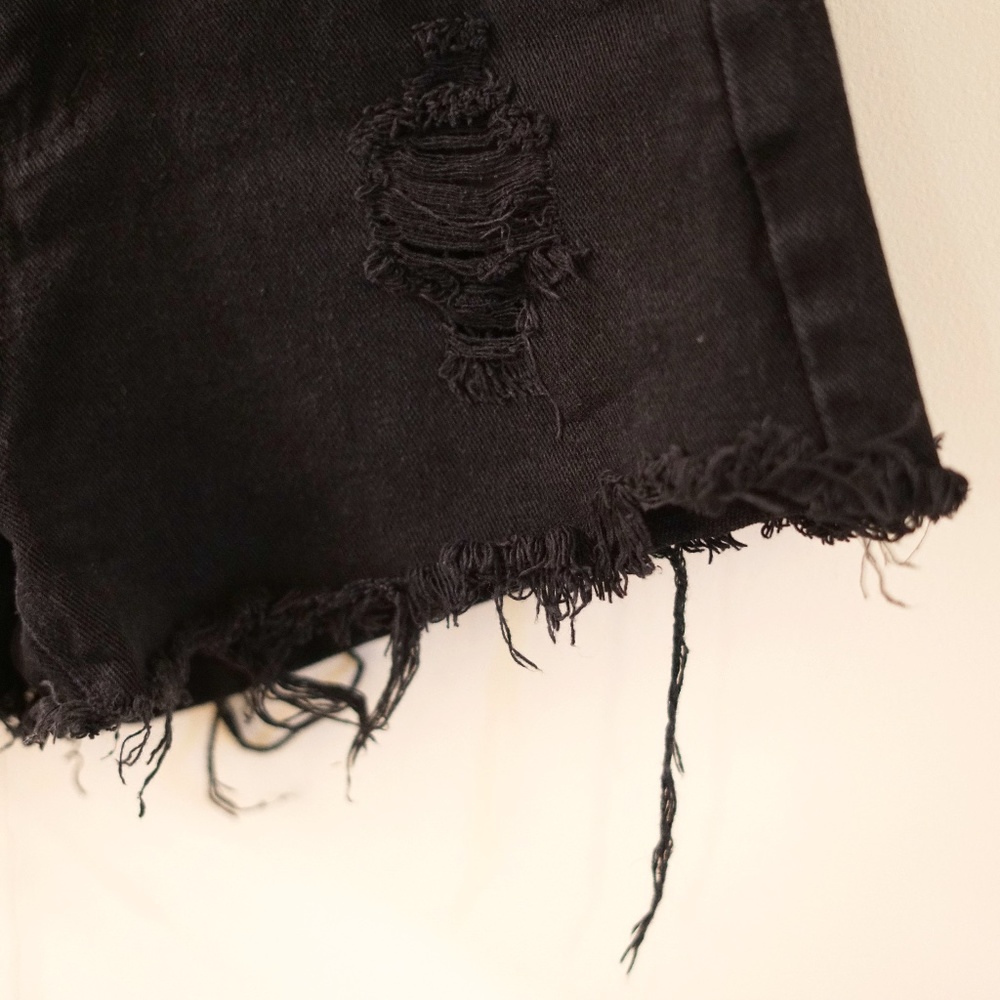 Distressed Mis Rise Denim Shorts
